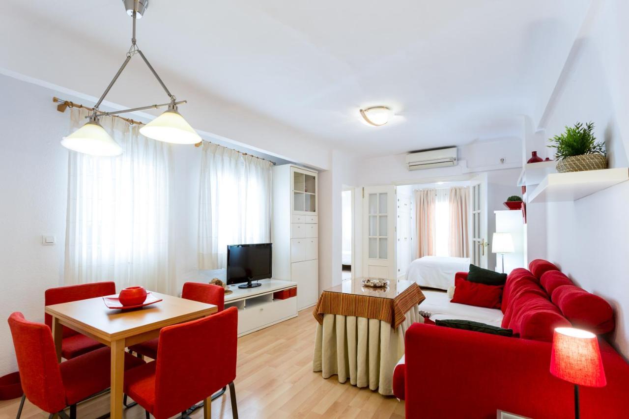 Cs Para Familias Junto A Plaza De San Marcos Sevilla Exteriér fotografie